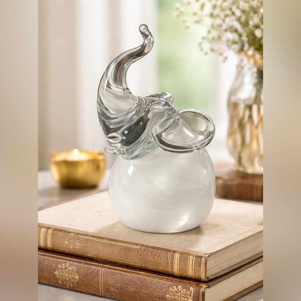 Art Glass Elephant Figurine Clear & White Blown Glass 4.75” Murano Style - Picture 2 of 8